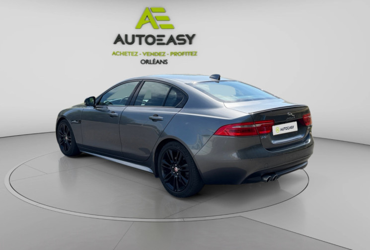 Jaguar XE 2.0 D 180 cv / R Dynamic 