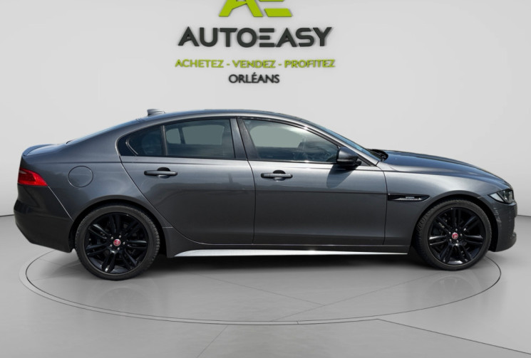 Jaguar XE 2.0 D 180 cv / R Dynamic 