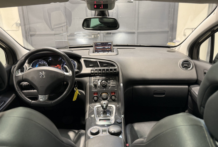 Peugeot 3008 HYBRIDE4 200 2.0 HDI 163 + 37 HY4 4x4 FELINE
