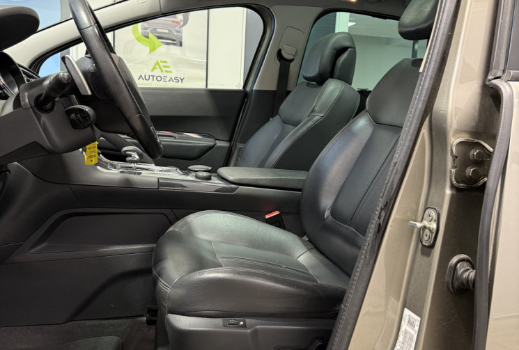 Peugeot 3008 HYBRIDE4 200 2.0 HDI 163 + 37 HY4 4x4 FELINE