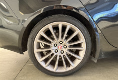Jaguar XE 2.0 D 180 ch PRESTIGE