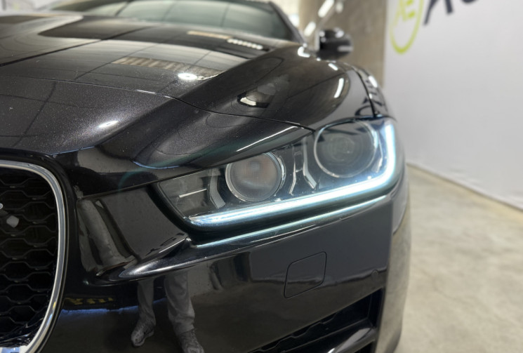 Jaguar XE 2.0 D 180 ch PRESTIGE