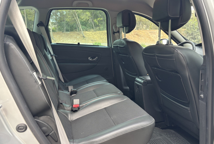 Renault Scénic III 1.5 dci 110CV BOSE EDITION ENTRETIEN A JOUR