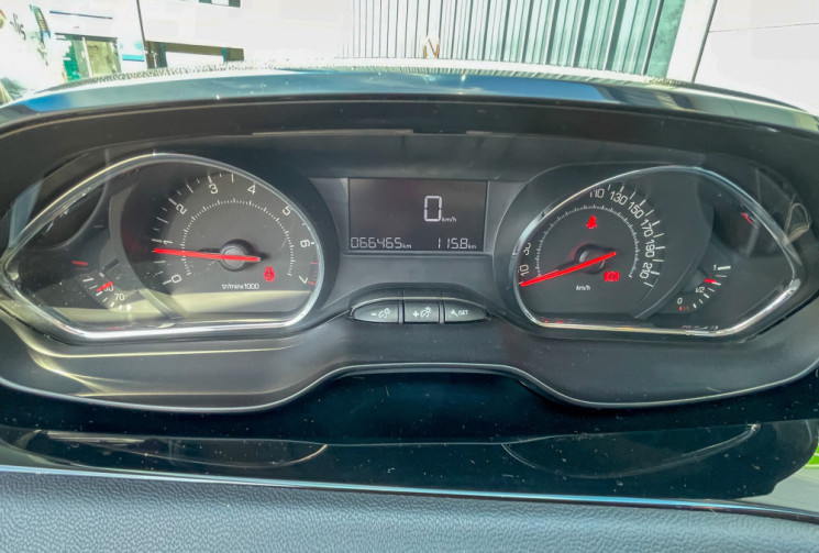 Peugeot 208  Active 1.4 VTi 95 cv CHAINE DE DISTRI 5P Bluetooth