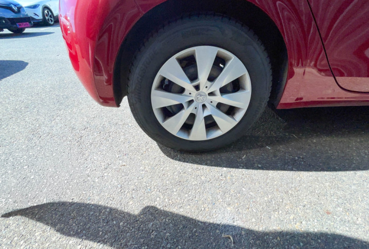 Peugeot 208  Active 1.4 VTi 95 cv CHAINE DE DISTRI 5P Bluetooth