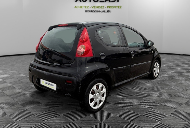 Peugeot 107 1.0 / 68 CH / TRENDY / CLIM