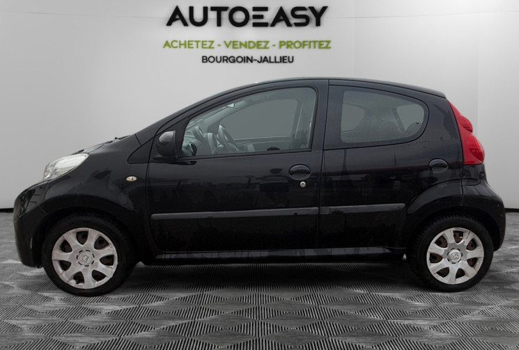 Peugeot 107 1.0 / 68 CH / TRENDY / CLIM