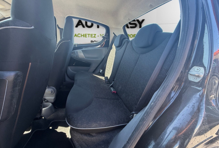 Peugeot 107 1.0 / 68 CH / TRENDY / CLIM