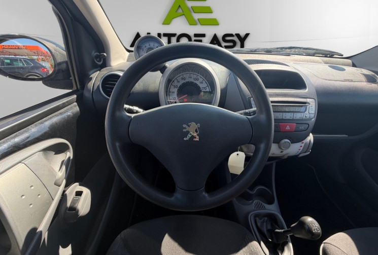 Peugeot 107 1.0 / 68 CH / TRENDY / CLIM