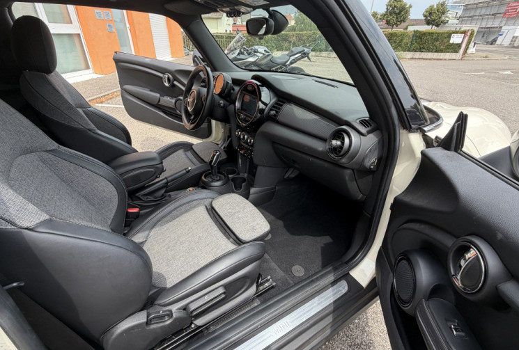 Mini Cooper 136 CH PACK CHILI BOITE AUTOMATIQUE