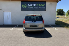 Peugeot 5008 2.0 HDi 150 cv BVM6 7 PLACES