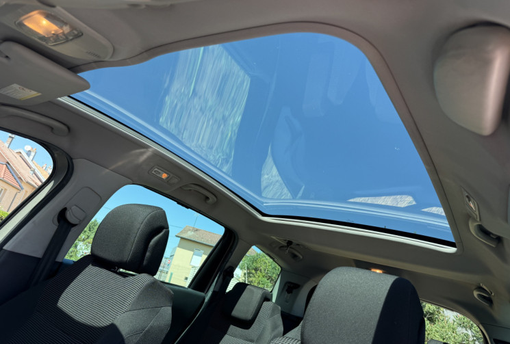 Peugeot 5008 2.0 HDi 150 cv BVM6 7 PLACES
