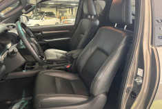 Toyota HILUX X-TRA CABINE 2.8 204 CH D-4D BVA 4WD INVINCIBLE 