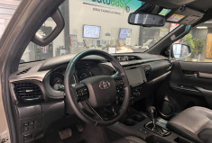 Toyota HILUX X-TRA CABINE 2.8 204 CH D-4D BVA 4WD INVINCIBLE 