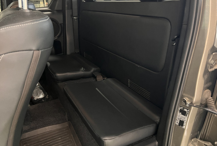 Toyota HILUX X-TRA CABINE 2.8 204 CH D-4D BVA 4WD INVINCIBLE 