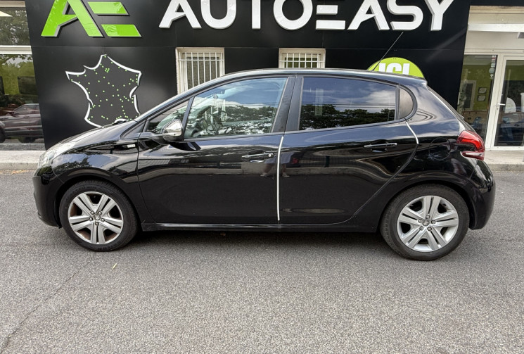 Peugeot 208 1.2 VTI 82 STYLE 5P * FULL HISTORIQUE ENTRETIEN * CT OK * GARANTIE 6 MOIS