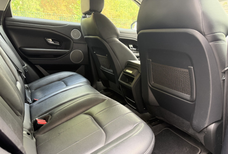 Land-Rover Range Rover Evoque SE Dynamic 2.0 TD4 150 4WD / Toit pano / Camera / Garantie