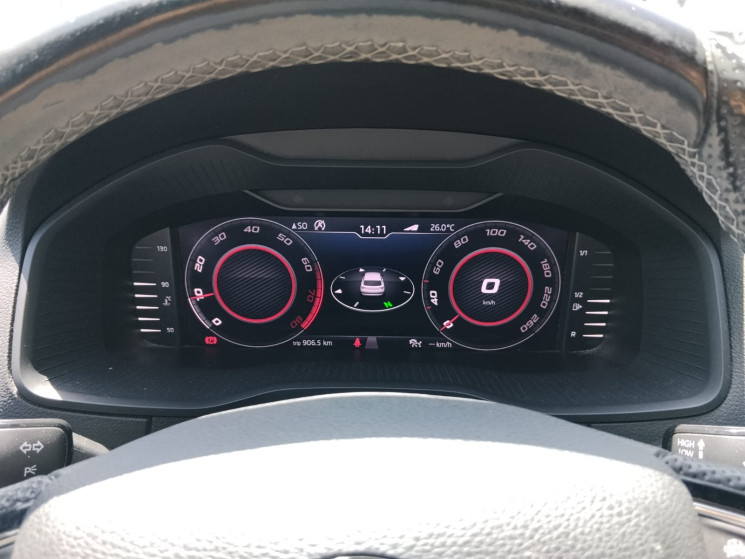 Skoda Karoq SPORTLINE 1.5 TSI 150 / VITURAL COCKPIT / APPLE CAR PLAY / REVISÉE / GARANTIE