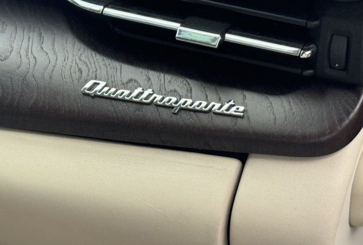 Maserati Quattroporte  3.8 V8 Bi turbo 530 ch GTS Carplay intérieur cuir beige
