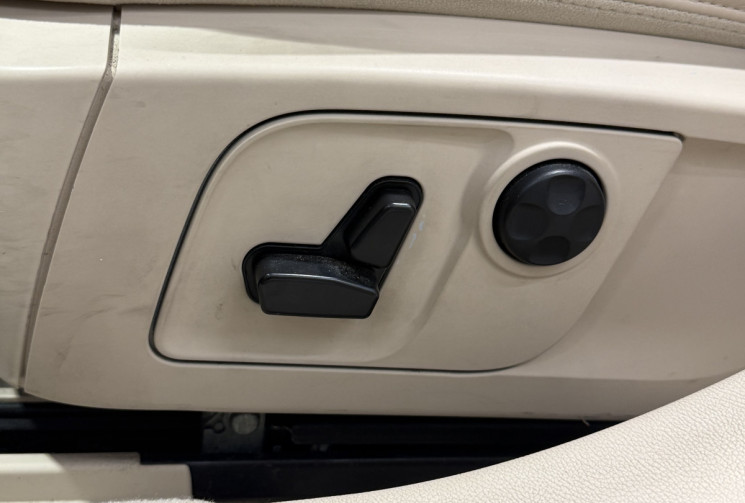 Maserati Quattroporte  3.8 V8 Bi turbo 530 ch GTS Carplay intérieur cuir beige