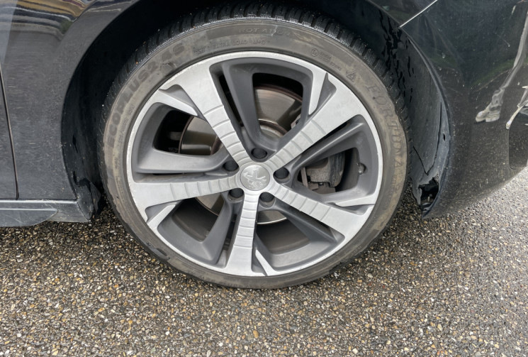 Peugeot 308 2.0 BlueHDi 180 ch GT EAT6 5p / MOTEUR NEUF SUR FACTURE