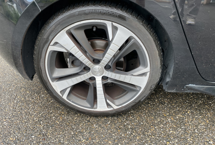 Peugeot 308 2.0 BlueHDi 180 ch GT EAT6 5p / MOTEUR NEUF SUR FACTURE