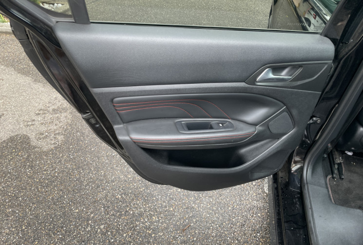 Peugeot 308 2.0 BlueHDi 180 ch GT EAT6 5p / MOTEUR NEUF SUR FACTURE