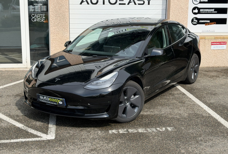 Tesla Model 3 Standard RWD Premium 283 ch ATTELAGE / Première main / TVA