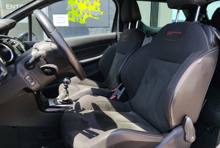 Citroën DS3  THP 165ch PERFORMANCE LINE / GPS COULEUR / BLUETOOH / EXCELLENT ÉTAT / GARANTIE 12 MOIS