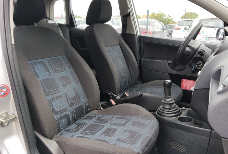 Ford Fiesta FIESTA TDCI 75 CLIM / 1ÈRE MAIN / 84000 KMS D'ORIGINE