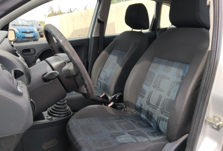 Ford Fiesta FIESTA TDCI 75 CLIM / 1ÈRE MAIN / 84000 KMS D'ORIGINE