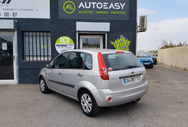 Ford Fiesta FIESTA TDCI 75 CLIM / 1ÈRE MAIN / 84000 KMS D'ORIGINE