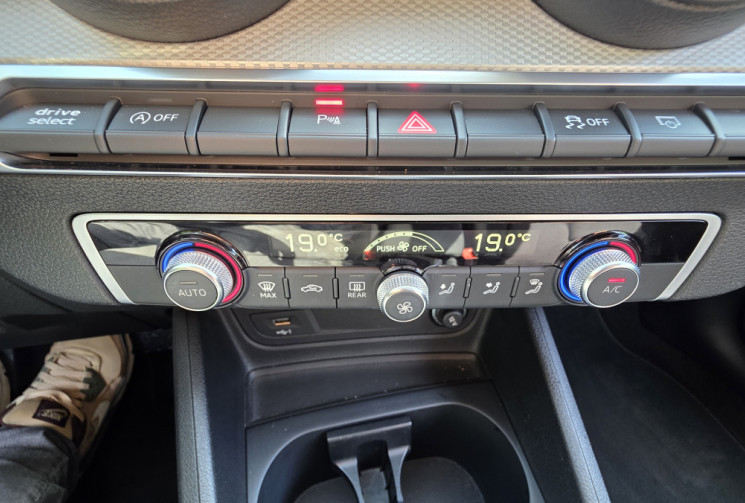 Audi Q2  35 1.5tfsi 150ch  design  s-tronic