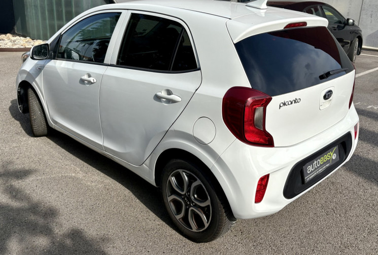 Kia Picanto 1.0 DESIGN 67cv 5 portes / 2018 / 96000km 