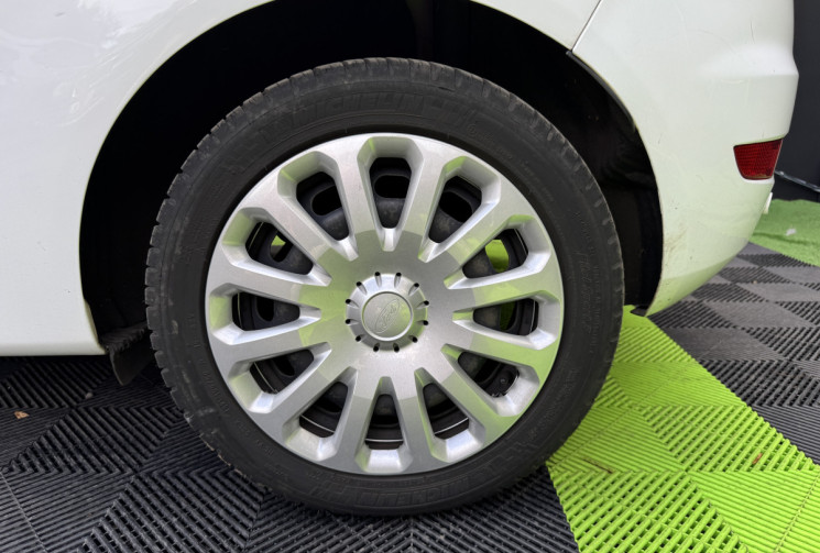 Ford Fiesta  VI Phase 2 Van 1.5 TDCi 