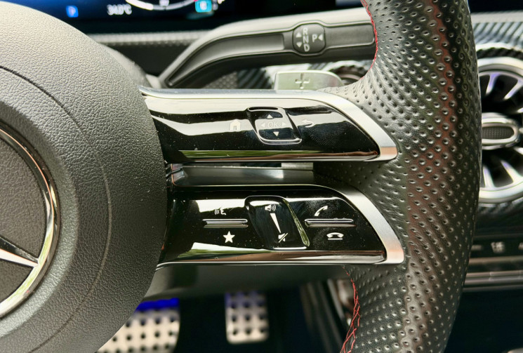 Mercedes Classe A 220 d 190 8G-DCT AMG Line Premium Plus / Toit ouvrant / Carplay / Camera 360 ...