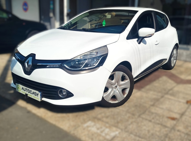 Renault Clio IV 1.2 tce 75 cv / DISTRIB + EMBRAYAGE NEUF