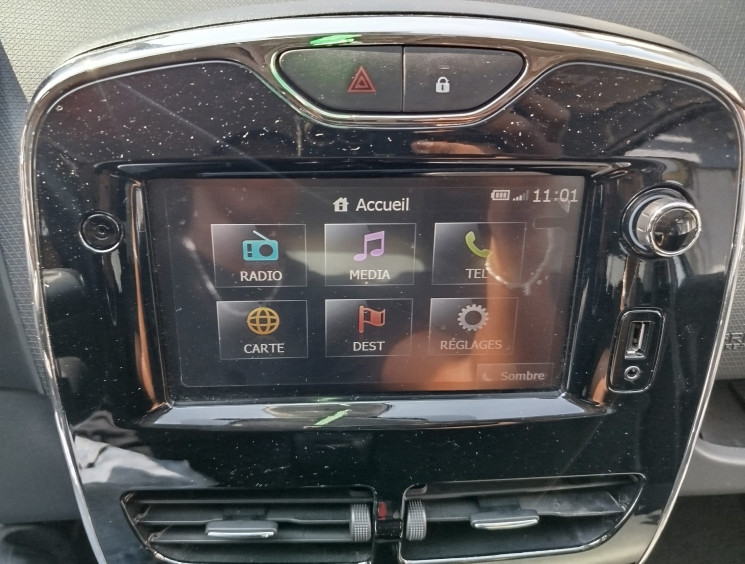 Renault Clio IV 1.2 tce 75 cv / DISTRIB + EMBRAYAGE NEUF