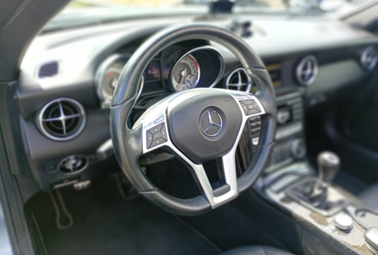Mercedes SLK 200 (R172) 1.8 Turbo 184 ch Cabriolet Hard Top  *Faible Kilométrage
