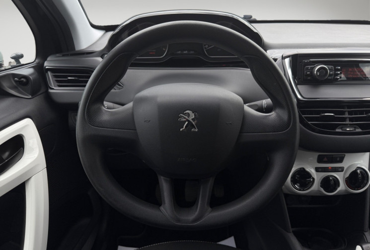 Peugeot 208 1.2 VTi 68ch Like