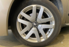 Peugeot 3008 HYBRIDE4 200 2.0 HDI 163 + 37 HY4 4x4 FELINE