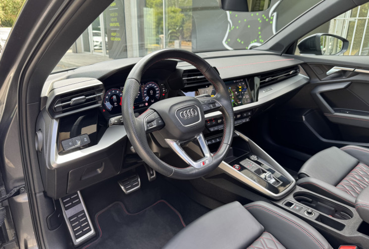 Audi S3 SPORTBACK 8Y 2.0 TFSi Quattro 310 DSG7 / Toit Ouvrant / Matrix / Carplay / B&O / Tete Haute