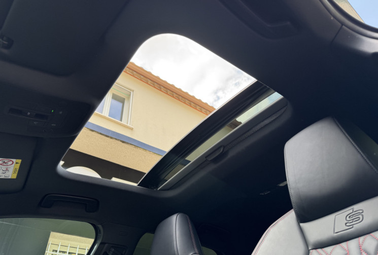 Audi S3 SPORTBACK 8Y 2.0 TFSi Quattro 310 DSG7 / Toit Ouvrant / Matrix / Carplay / B&O / Tete Haute
