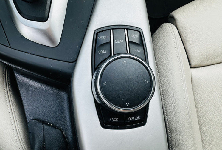 BMW Série 1 118i 136ch Lounge BVA Sièges chauffants 