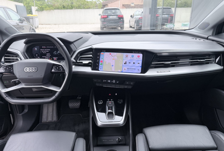 Audi Q4 50 e-TRON 299 Quattro Design Luxe 82kWh * 1ère main / En stock 