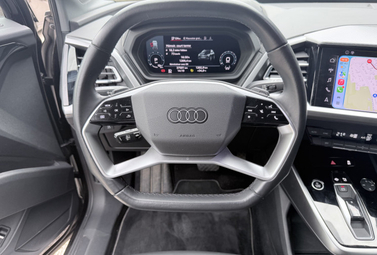 Audi Q4 50 e-TRON 299 Quattro Design Luxe 82kWh * 1ère main / En stock 
