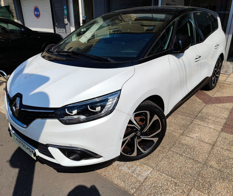 Renault GRAND SCENIC IV 1.7 dCi 120 cv / INTENS / SUIVI RENAULT