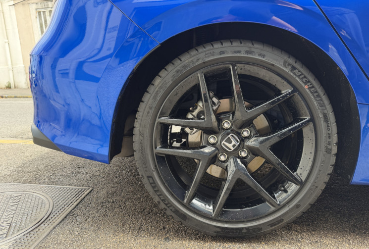 Honda Civic sport + pack carbon e:HEV 2.0 i-MMD 184 HEV e-CVT 143 cv / Origine France 1er main /