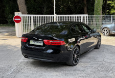 Jaguar XE 2.0 D 180 R-Sport BVA / Toit Ouvrant / Sièges Chauffants / Keyless 