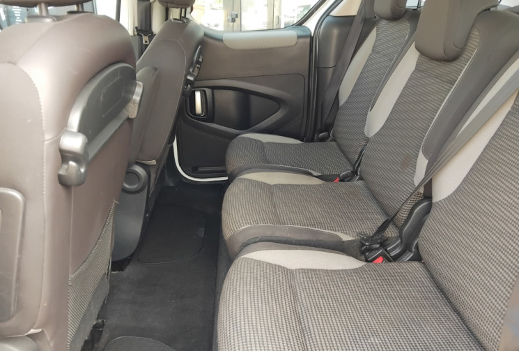 Peugeot PARTNER TEPEE 1.6 hdi 92  - Suivi complet - Distri Ok